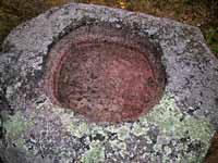 Pinni hollowed stone